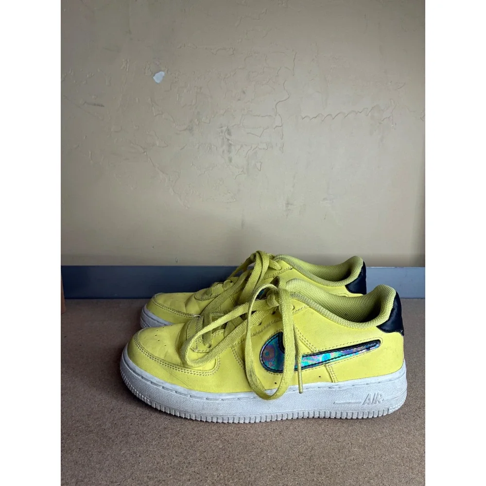Nike Air Force 1 Low Yellow Iridescent Holographic Swoosh AR7446-700 Kids 3.5Y